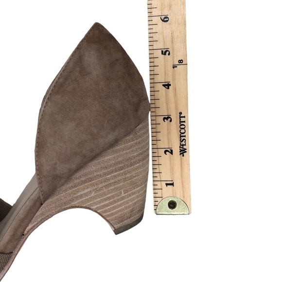 Eileen Fisher Tan Suede Bailey Cone Heel Pumps Almond Toe Size 9.5 - Picture 9 of 10